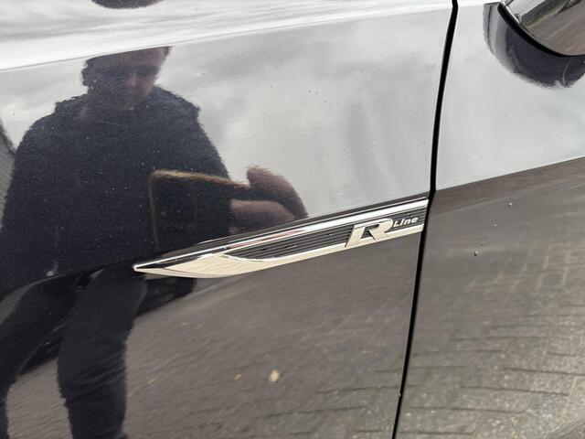Volkswagen GOLF SPORTSVAN 1.4 TSI Highline | Panoramadak | Navigatie | Camera | DAB | Privacy Glass |