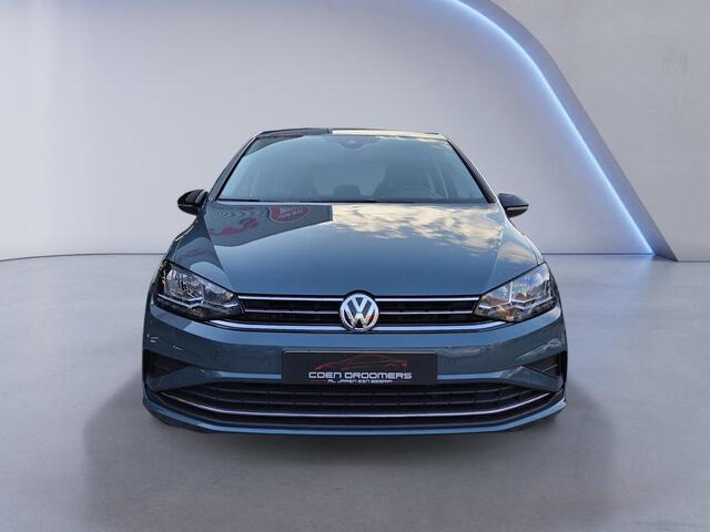 Volkswagen GOLF SPORTSVAN 1.5 TSI ACT Highline /Apple Carplay/Lane-Side-Front assist/Stoelverw./Adaptive Cruise Contr./Climate Contr./Grootlichtass./Navi/16''LMV/(MET GARANTIE*)