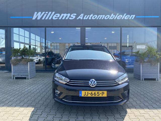 Volkswagen GOLF SPORTSVAN 1.2 TSI Highline Navigatie,Trekhaak & Camera
