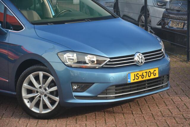Volkswagen GOLF SPORTSVAN 1.4 TSI Connected Series | Navigatie | Camera | Ergo stoel | DAB+ | Dodehoeksensor | Trekhaak | NL auto!! | Keurige Sportsvan afkomstig van eerste eigenaar en dealer onderhouden!!