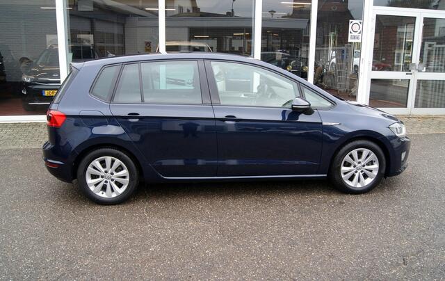 Volkswagen GOLF SPORTSVAN 1.0 TSI Comfortline Navi,Clima,Cruise,PDC,Rijklaarprijs!!