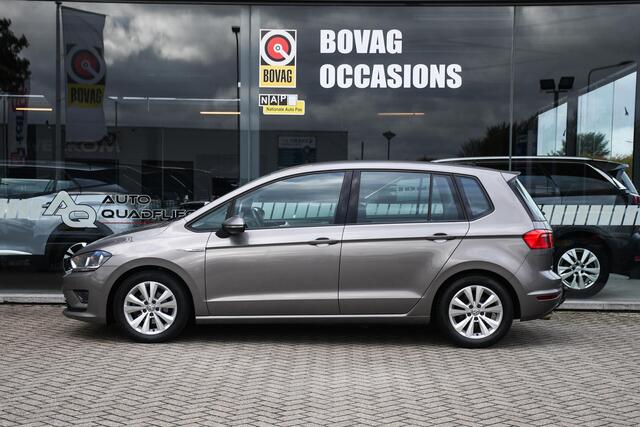 Volkswagen GOLF SPORTSVAN 1.0 TSI Connected Series NAVIGATIE/ STOEL VERW.