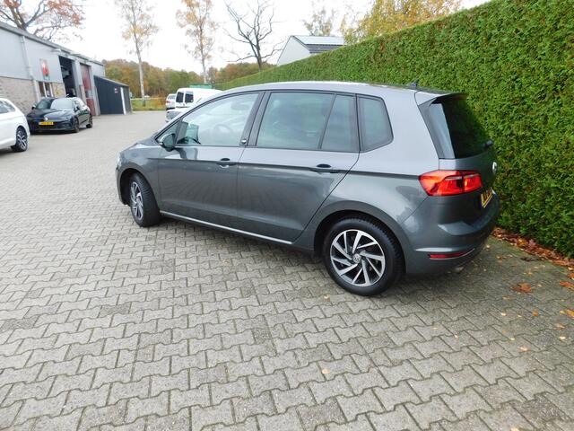 Volkswagen GOLF SPORTSVAN 1.2 TSI/DSG Sound , Xenon, ACC, Trekhaak.