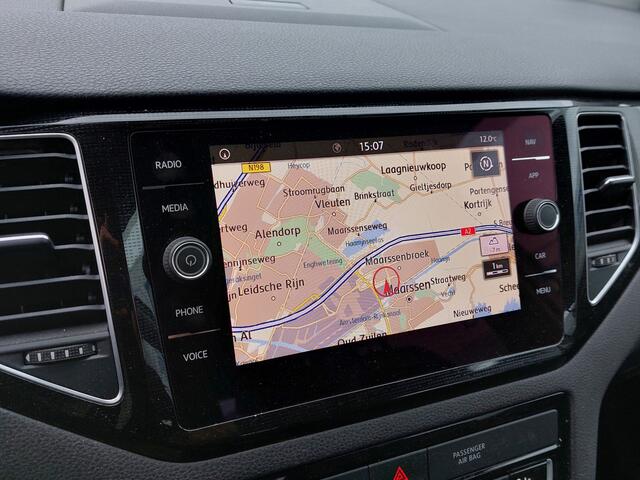 Volkswagen GOLF SPORTSVAN 1.5 TSI ACT 150pk DSG Highline Edition | Navi | Clima | Adap.Cruise | Led Koplampen | Pdc V+A+Camera | Stoelverwarming | Sfeerverlichting | Licht+Regensensor | 17''lm | Trekhaak