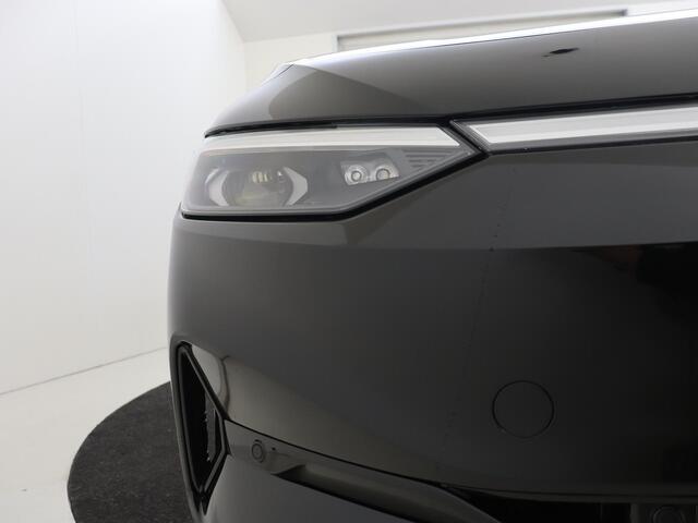 Volkswagen ID ID.7 Tourer 77 kWh Elektromotor 286 1AT Pro Business | Achterbank in ongelijke delen neerklapbaar incl. middenarmsteun en doorlaadmogelijkheid | Afstandscontrolesysteem (Front Assist), met voetgangers- en fietsersherkenning | Automatische afstandsregeling