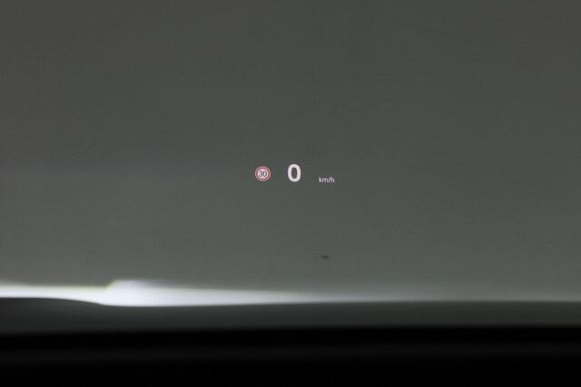 Volkswagen ID ID.7 Tourer Pro Business 77 kWh 210 kW / 286 pk | IQ Light | HUD | Stoelventilatie | 360 Camera | 20 inch