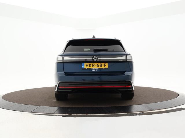 Volkswagen ID ID.7 Tourer Pro Business 286 pk · Achteruitrijcamera · Trekhaak inklapbaar, met elektrische ontgrendeling ·