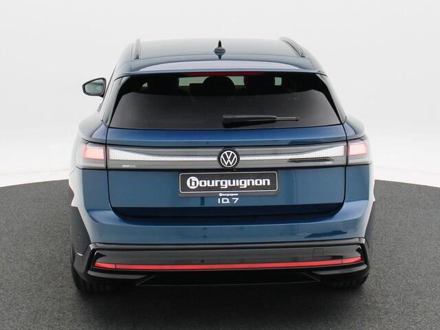 Volkswagen ID ID.7 Tourer Pro Business 77 kWh 286 pk | 360 Camera | Ergonomische Voorstoelen | Stoel/Stuur Verwarming | Travel Assist | Autonome Parkeerfunctie |