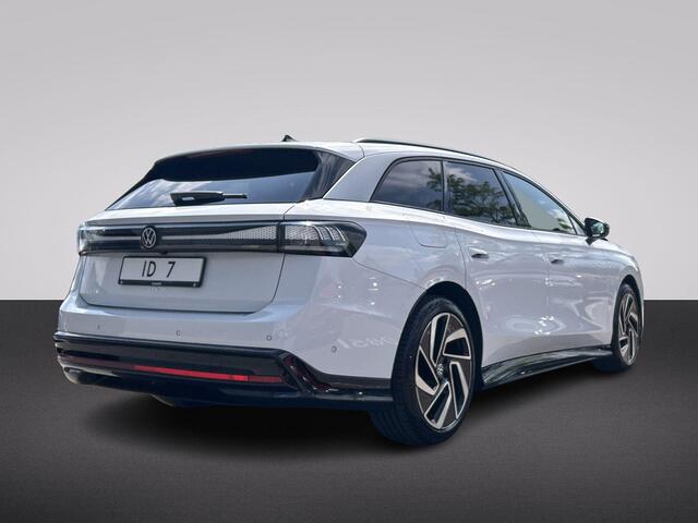 Volkswagen ID ID.7 Tourer Pro Business 77 kWh accu, 210 kW / 286 pk Variant