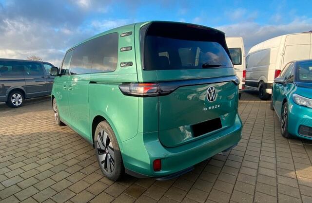 Volkswagen ID. Buzz Pro 77kWh ACC 19 Inch Camera
