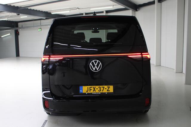 Volkswagen ID. Buzz Pro 77kWh 204PK IQ-Light | Trekhaak | Navigatie | El. schuifdeuren + achterklep | Stoelverwarming