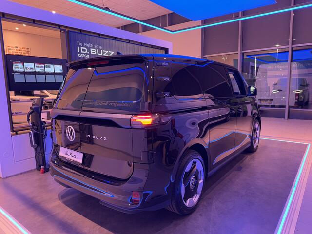 Volkswagen ID. Buzz Cargo Bulli edition 286PK RWD