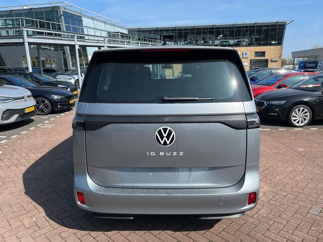 Volkswagen ID. Buzz Cargo Bedrijfswagens Bulli Edition Elektromotor 210 kW (286 pk) 79 kWh | Armsteun voor de voorstoelen, aan beide kanten | Bijrijdersstoel in plaats van bijrijdersbank inclusief ISOFIX | Standaard zijwandbekleding tot aan het dak | Open & Close Pakket |