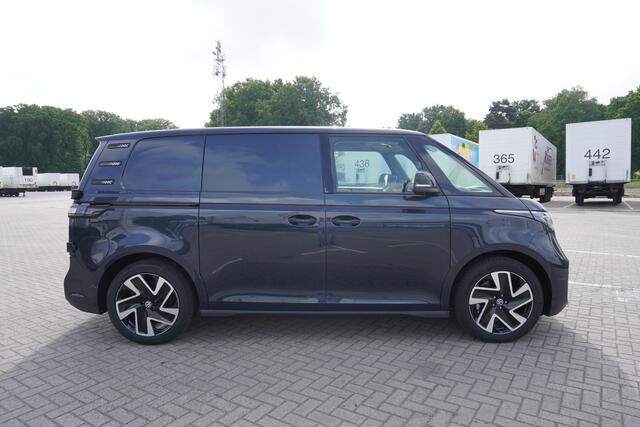 Volkswagen ID. Buzz Cargo ID. Buzz Cargo 286 pk ID. Buzz Cargo 286 pk, Achteruitrijcamera, Comfortstoelen met armleuning, Navigatie, Achterdeuren zonder ruit, Trekhaak