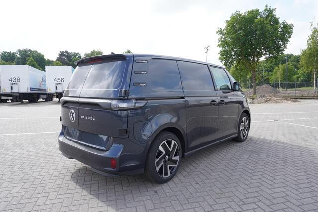 Volkswagen ID. Buzz Cargo ID. Buzz Cargo 286 pk ID. Buzz Cargo 286 pk, Achteruitrijcamera, Comfortstoelen met armleuning, Navigatie, Achterdeuren zonder ruit, Trekhaak