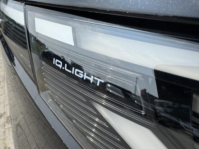 Volkswagen ID. Buzz Cargo Bulli edition 79 kWh 286 PK | Trekhaak | 3 Zits | App Connect | Camera