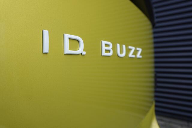 Volkswagen ID. Buzz Cargo ID. Buzz Cargo 340 pk 4-Motion ID. Buzz Cargo 340 pk 4-Motion, Anniversary Edition, Achteruitrijcamera, Comfortstoelen met armleuning, Navigatie, Achterdeuren zonder ruit, Trekhaak, Warmtepomp, Schuifdeur rechts en links