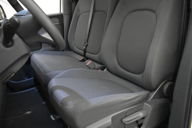 Volkswagen ID. Buzz Cargo Economy Business 79 kWh 100% SOH 286PK El-Trekh Adpt-Cruise Cam-PDC Carplay