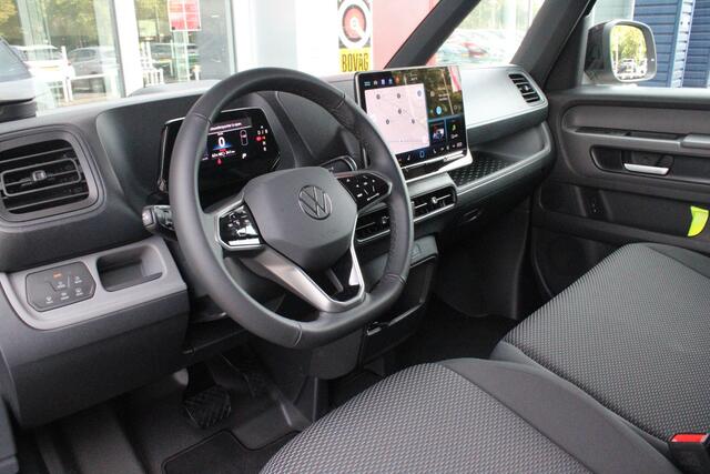 Volkswagen ID. Buzz Cargo 79 kWh | TREKHAAK ELEKTRISCH WEGKLAPBAAR | LAADRUIMTE PAKKET | STOEL/VOORRUIT VERWARMING | ELEKTRISCH BEDIENBARE SCHUIFDEUR | NAVIGATIE DISCOVER PRO | DRAADLOZE APPLE CARPLAY/ANDROID AUTO | CLIMATE CONTROL | ACHTERUITRIJ CAMERA | DODEHOEK DETECTIE | ADAPT