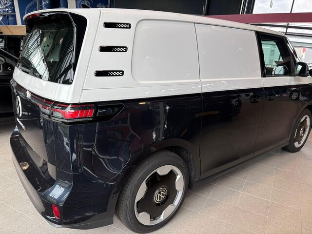 Volkswagen ID. Buzz Cargo Bedrijfswagens Anniversary Edition Elektromotor 210 kW (286 pk) | Anniversary Edition | Achterlichten LED, luxe uitgevoerd incl. dynamische knipperlichten | Hoge scheidingswand met vaste ruit en dimbare binnenspiegel | Bluetooth telefoonvoorbereiding incl