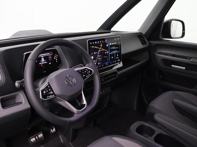 Volkswagen ID. Buzz Cargo Bedrijfswagens Bulli Edition Elektromotor 210 kW (286 pk) 2988 mm DEMO | IQ LED | Elektrische Schuifdeur + Achterklep | Navigatie Apple Carplay | PDC V+A + Camera | 2x Comfortstoelen + Armleuningen | Trekhaak Wegklapbaar