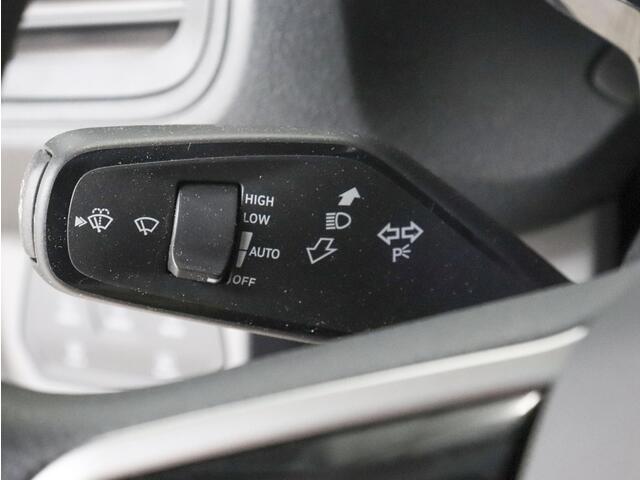 Volkswagen ID. Buzz Cargo L1H1 204 pk 77 kWh PRO Airco Cruise Control Navigatie Parkeersensoren