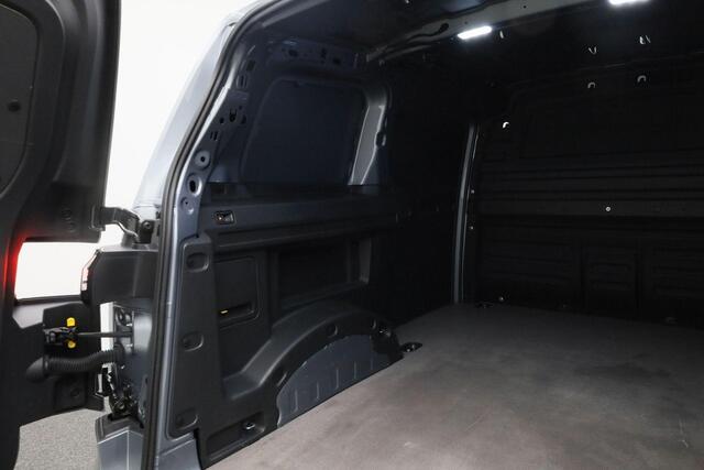 Volkswagen ID. Buzz Cargo 77 kWh 204 pk | Trekhaak | 3-zits | Achteruitrijcamera | Stoelverwarming | Adaptive Cruise | Keyless Entry