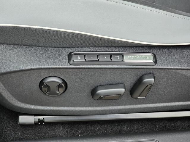 Volkswagen ID.3 Pro S Business 77 kWh | Assistance + | Top Sport int | Panoramadak | 20" Demonstratieauto, bel voor beschikbaarheid