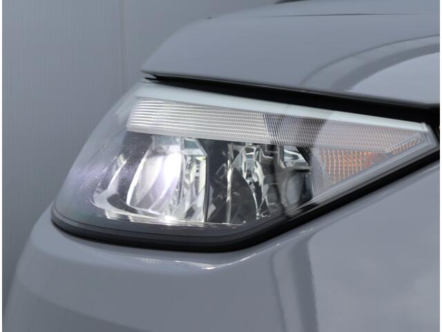 Volkswagen ID.3 Pure 45 kWh | Trekhaak | Stoelverwarming | Adaptieve Cruise