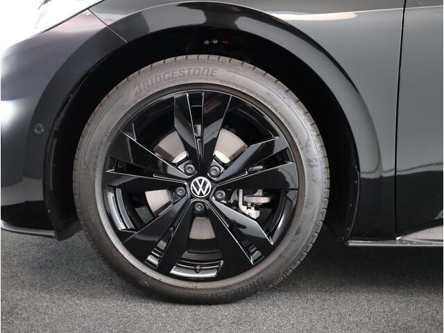 Volkswagen ID.3 Pro Business 59 kWh Pano-dak| Navi| 19'LM-velgen| verwarmd stuur en-voorstoelen