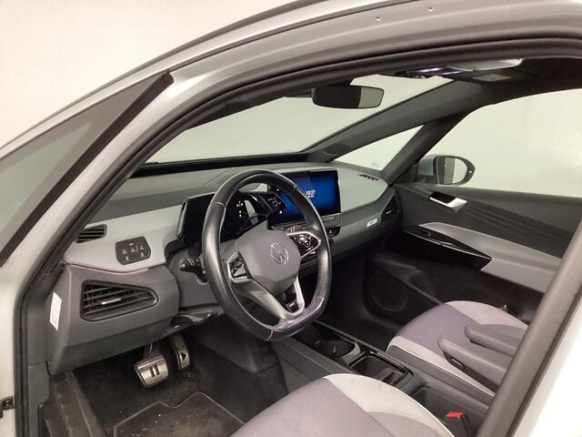 Volkswagen ID.3 First Plus 58 kWh | Navigatie | Stoelverwarming | Carplay | Camera |*