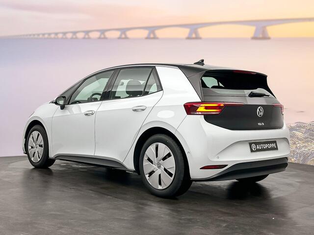 Volkswagen ID.3 Pure 52 kWh accu, 125 kW / 170 pk Hatchback Elektr
