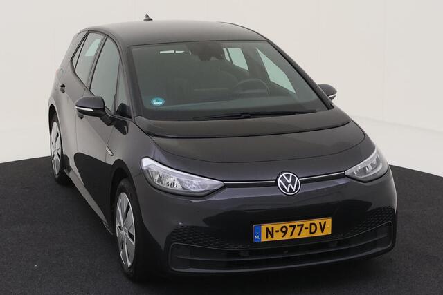 Volkswagen ID.3 Life 58 kWh / Navigatie / Parkeersensoren / Stoelverwarming / Parkeer sensoren