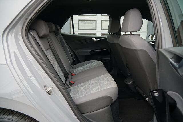 Volkswagen ID.3 City 45 kWh 1e eigenaar *INCL BTW* + Led / Apple Carplay / Sensoren / Sfeerverlichting
