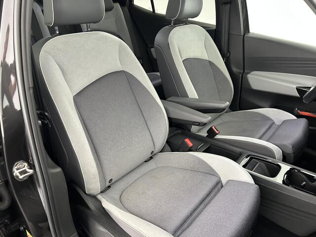Volkswagen ID.3 First Max 204pk 58 kWh Panoramadak Head-Up Camera Stoelverwarming Navigatie