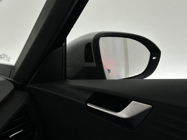 Volkswagen ID.3 First Max 204pk 58 kWh Panoramadak Head-Up Camera Stoelverwarming Navigatie