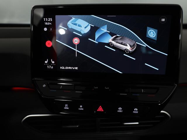 Volkswagen ID.3 Life 58 kWh 204 pk | Navigatie | Parkeersensoren | Adaptieve cruise control | LED koplampen | Stoelverwarming |