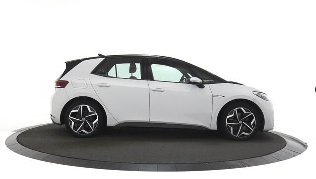 Volkswagen ID.3 Pro S 77 kWh Navigatie / Camera / Trekhaak
