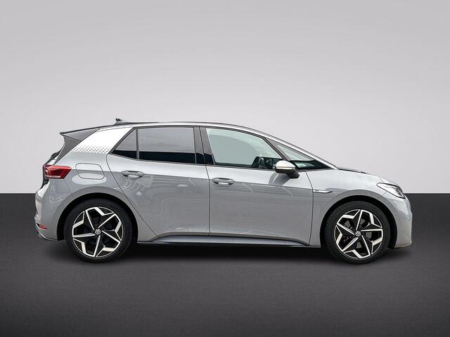 Volkswagen ID.3 First Plus 58 kWh Camera | LED | Cruise Controle | LM Velgen | Privacy Glass