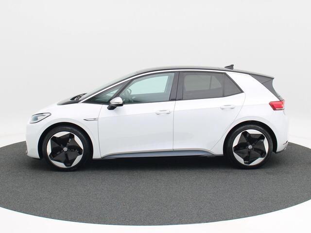 Volkswagen ID.3 First Max 58 kWh 204 Pk Automaat | SOH 93% | Panoramadak | Carplay | Elektrische Stoelen | Full LED | Camera | Parkeersensoren | Privacy Glass | Climate Control | 20 Inch