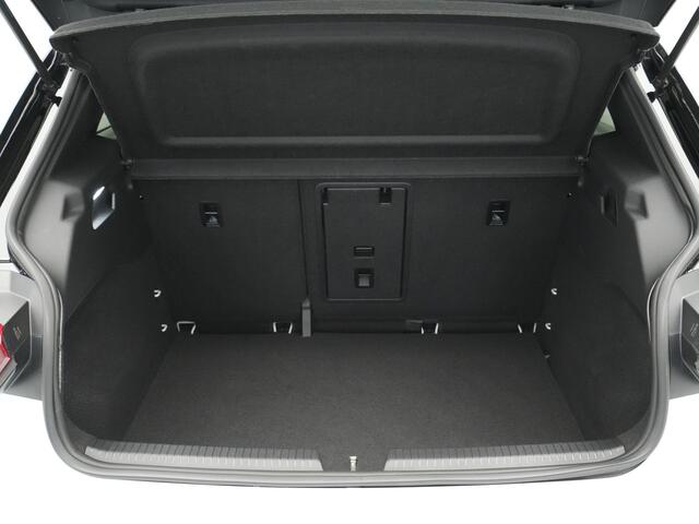 Volkswagen ID.3 Life 58 kWh 204pk Navigatie Stoelverwarming Led Carplay 298