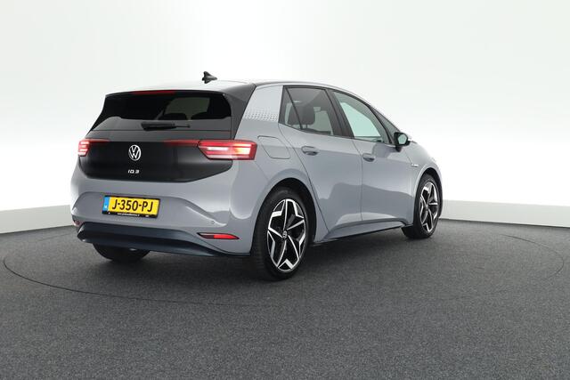 Volkswagen ID.3 First Plus 58 kWh 204pk Camera Matrix Adaptive Cruise Navigatie Stoel+stuurverwarming