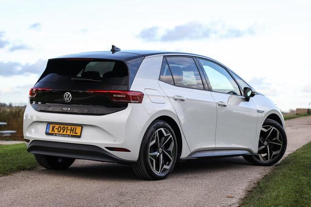 Volkswagen ID.3 First Plus 58 kWh ? Matrix LED ? Camera ? 19 inch
