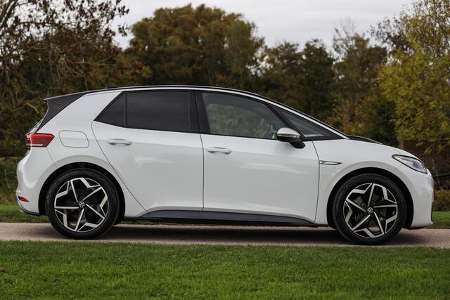 Volkswagen ID.3 First Plus 58 kWh ? Matrix LED ? Camera ? 19 inch