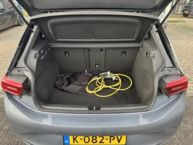 Volkswagen ID.3 Business 58 kWh | Matrix LED | Carplay