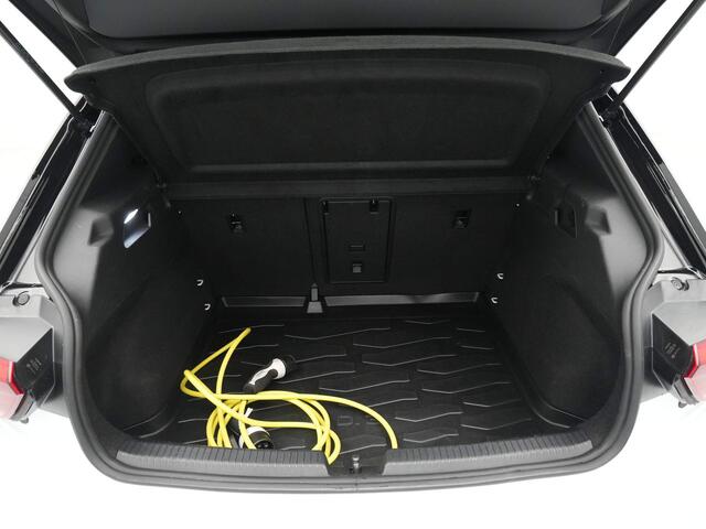 Volkswagen ID.3 Pro Edition Advantage 58 kWh Navigatie Camera Clima Acc