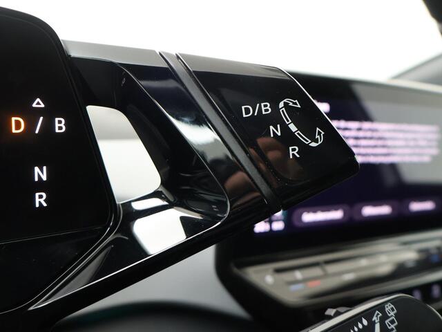 Volkswagen ID.3 First Plus 58 kWh | 204 PK | SoH 90% | Trekhaak afneembaar | Matrix LED koplampen | Apple Carplay/Android Auto | Leder |