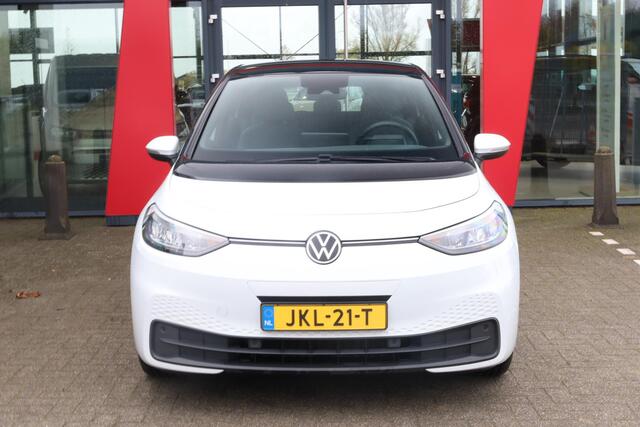 Volkswagen ID.3 Pro 58 kWh SOH 91%, parkeersensoren voor en achter, multifunctioneel stuurwiel, lane assist, bluetooth, carkit carplay, meerkleurige sfeerverlichting, navigatie, discover pro