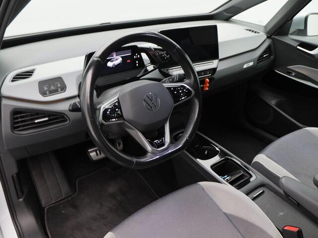 Volkswagen ID.3 First Plus 58 kWh 204 Pk Automaat | Adaptive Cruise | Climate Control | Stoelverwarming | Navigatie | Camera | Carplay | 19 inch | 124.915 Km!!