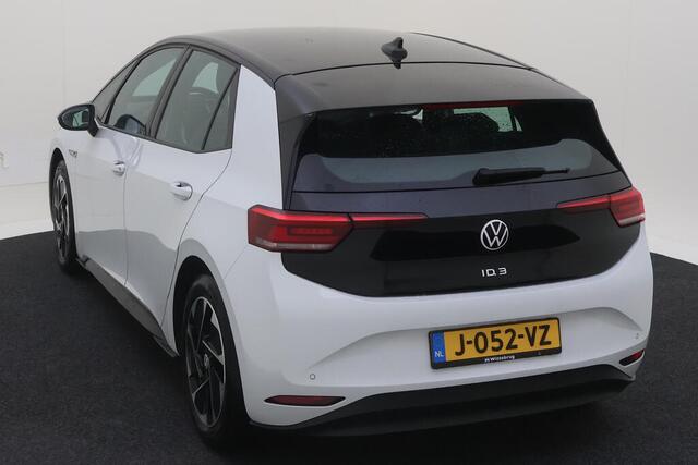 Volkswagen ID.3 First 58 kWh 204pk / Navigatie / PDC/ 18" LMV